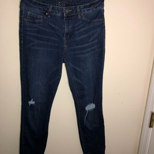 FN Ripped Knee Jeans [9]